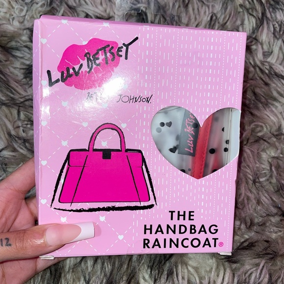 Betsy Johnson The handbag raincoat bag protector !!! Luv Betsey - Picture 2 of 4